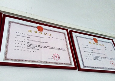  �����ض�